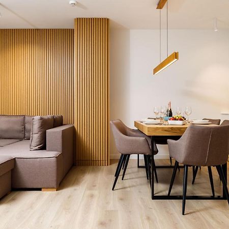 Apartament Golden Sand Z Dostepem Do Basenow,Jacuzzi,Strefy Saun- Pinea Apartments Pobierowo-Sannel Apartments For Rent Екстер'єр фото