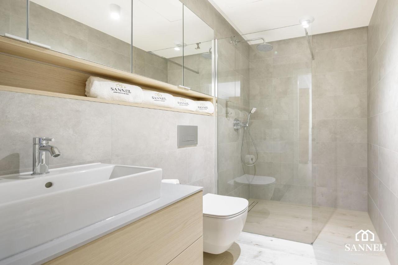 Apartament Golden Sand Z Dostepem Do Basenow,Jacuzzi,Strefy Saun- Pinea Apartments Pobierowo-Sannel Apartments For Rent Екстер'єр фото